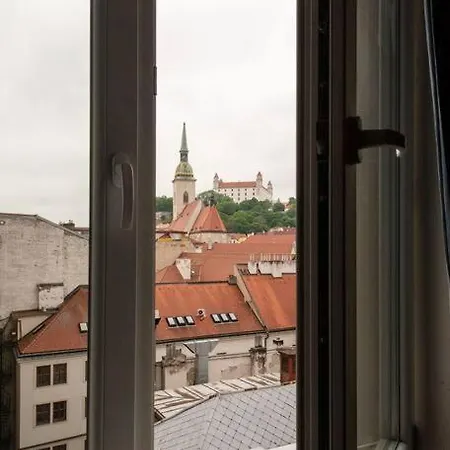 Apartment Crystal View